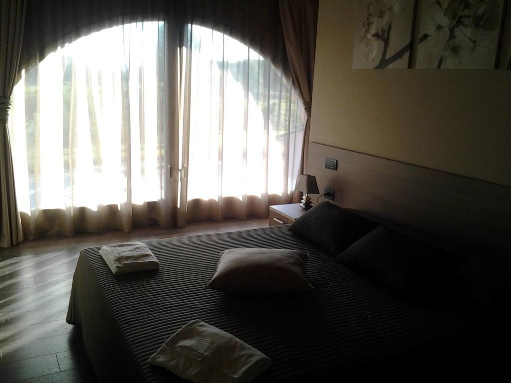Agrialloggi La Palazzina Curtarolo ภายนอก รูปภาพ
